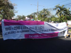 Los derechos sexuales y reproductivos de las mujeres salvadoreñas y euskaldunas a análisis en Ordizia  (Gipuzkoa)